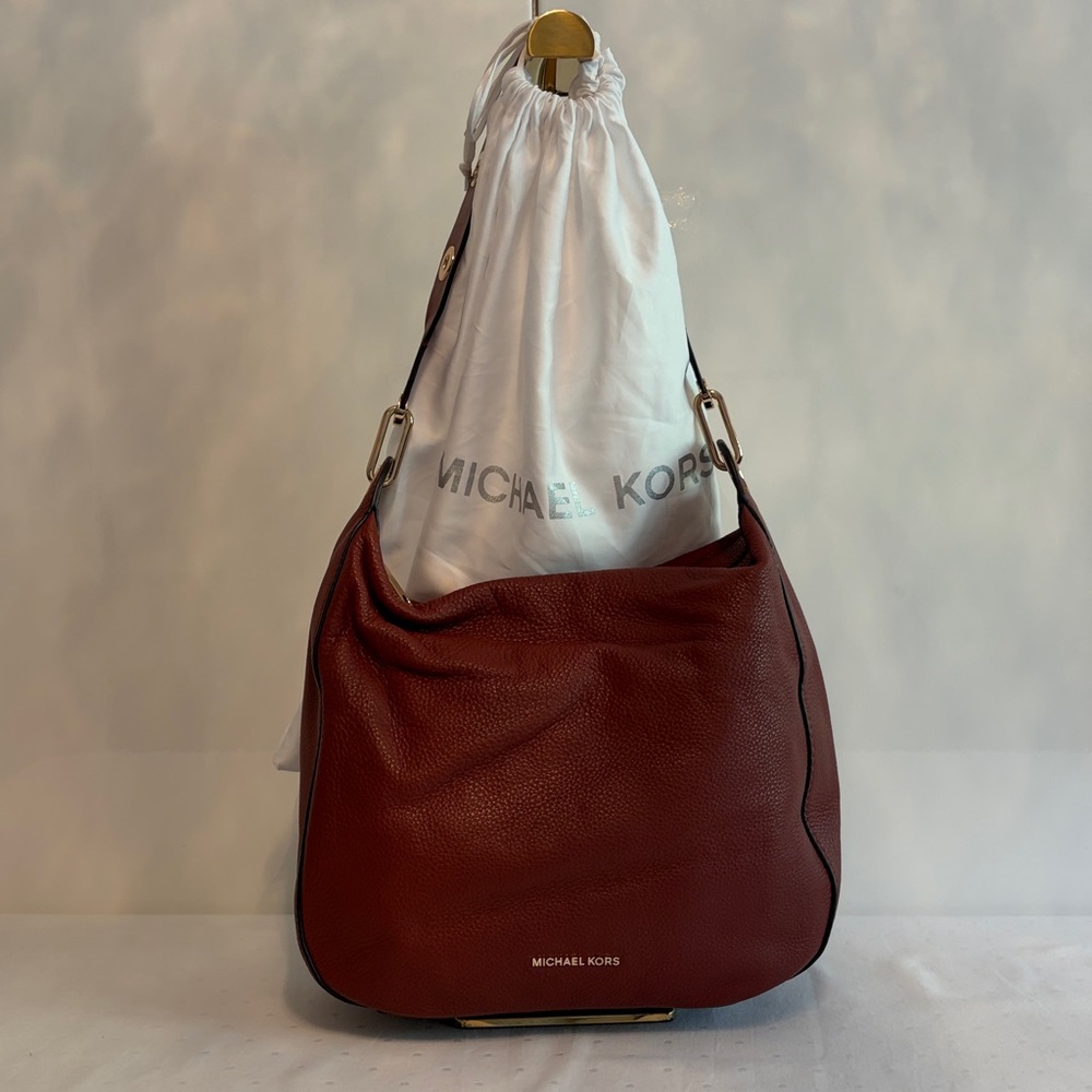 Michael Kors • “Raven” Shoulder Hobo Bag